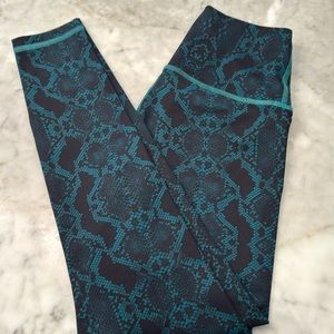 Fleo Pants - Green Snakeskin
